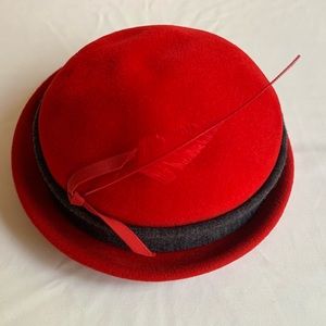 I-MAGNIN& CO’s v.t.g wool hats